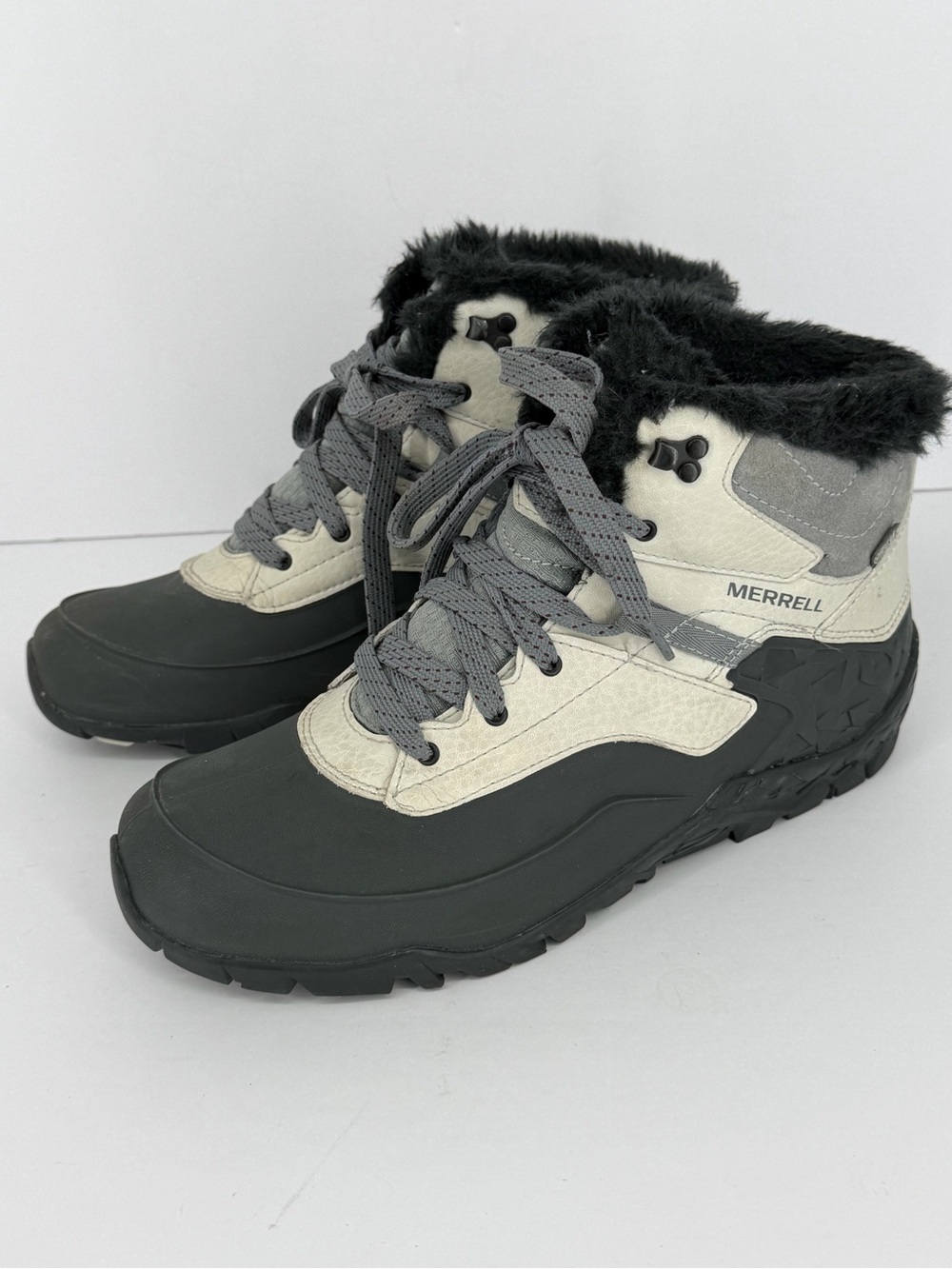 Merrell Aurora 6 snow boots Vibram artic grip sole women's size 9.5 Ash gray